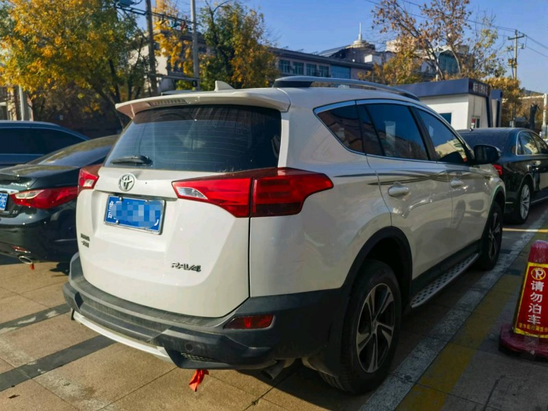 枣庄15年丰田RAV4荣放3