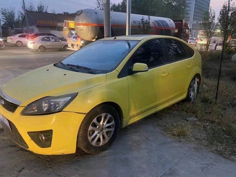 北京12年福特福克斯2