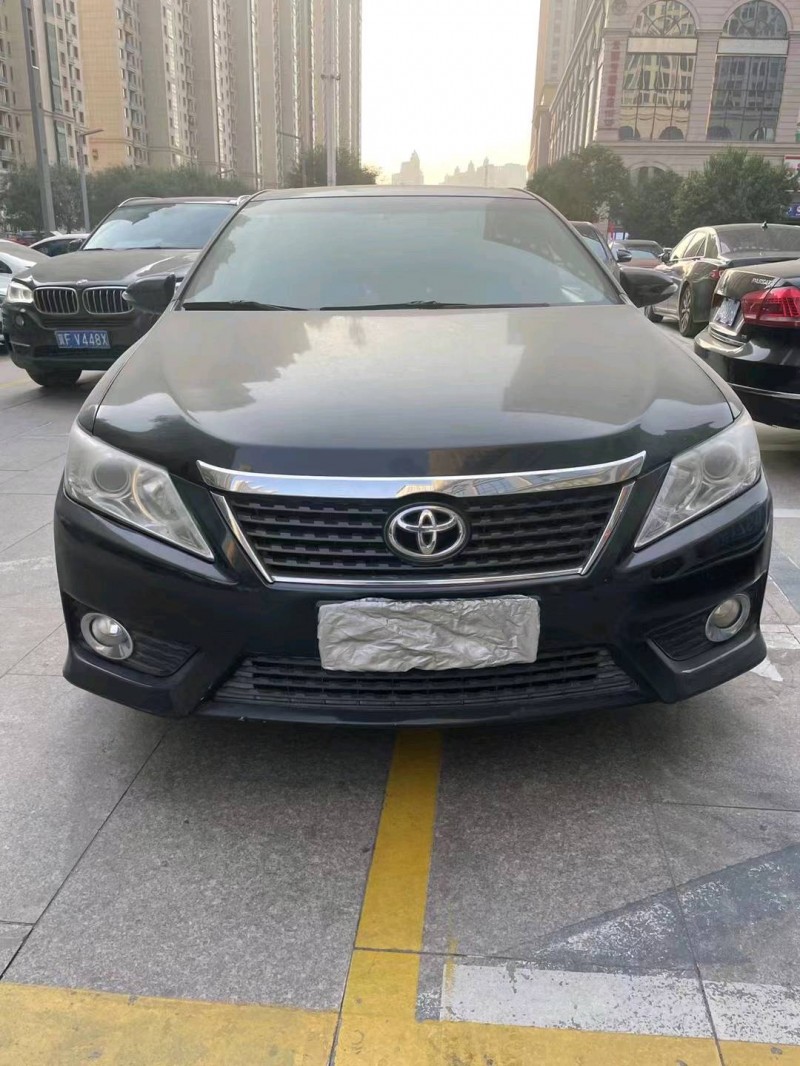 邯郸13年丰田凯美瑞1