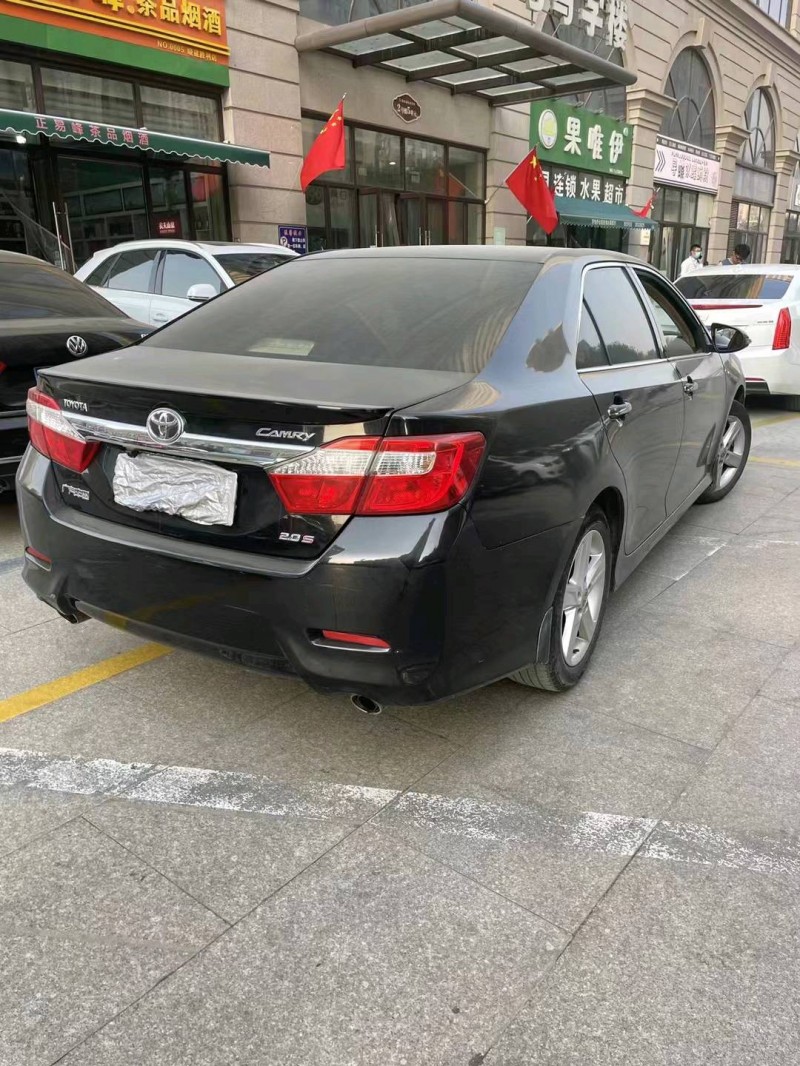 邯郸13年丰田凯美瑞5