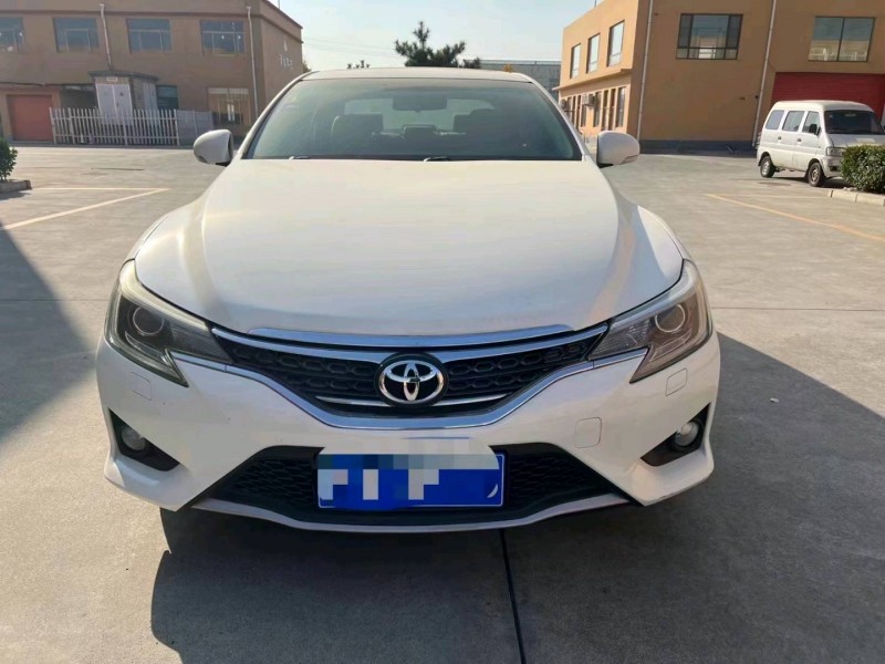 济南14年丰田锐志1