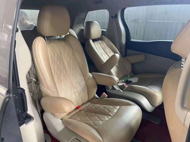 重庆21年别克GL85