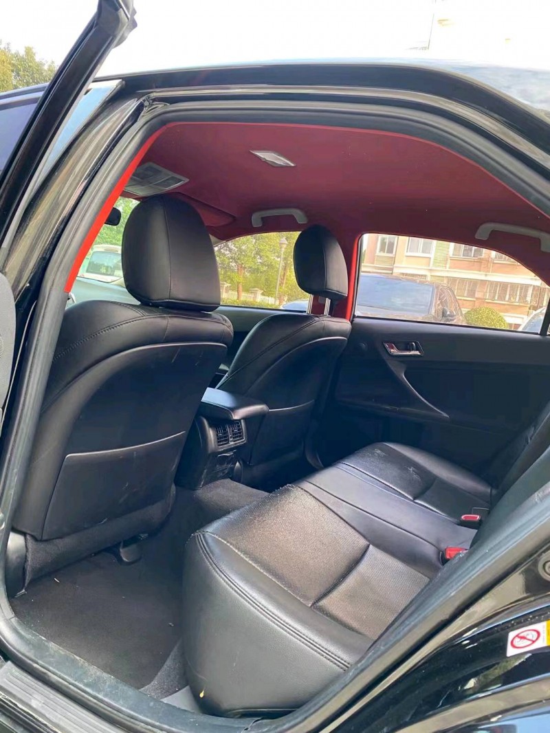 苏州16年丰田锐志8