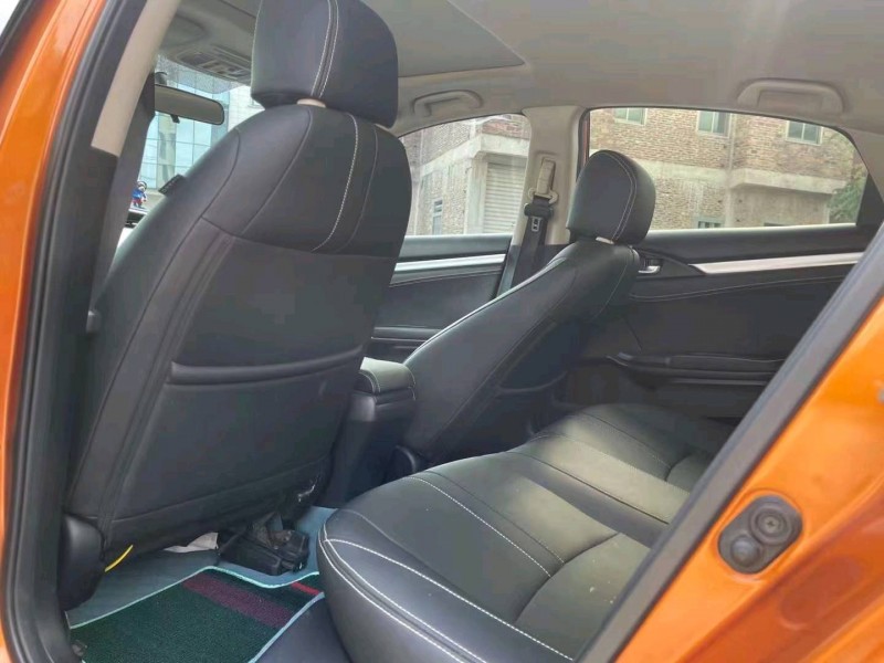 邢台16年本田思域6