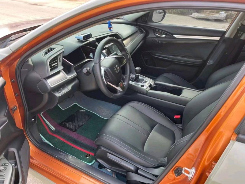 邢台16年本田思域8