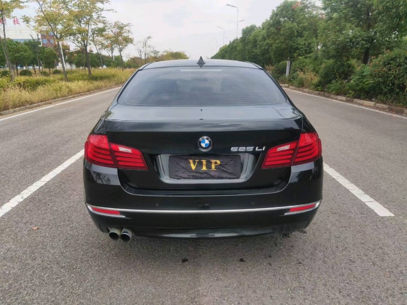 蚌埠16年宝马5系9