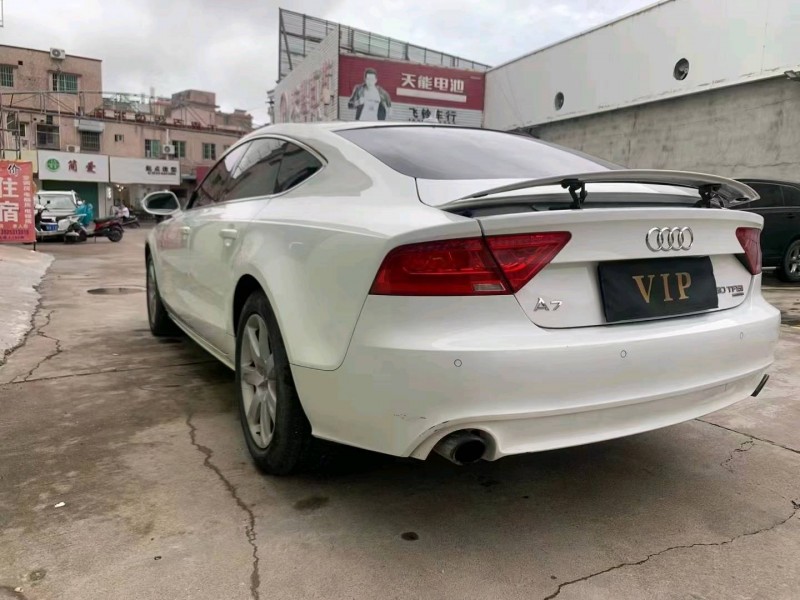 中山14年奥迪A7L5