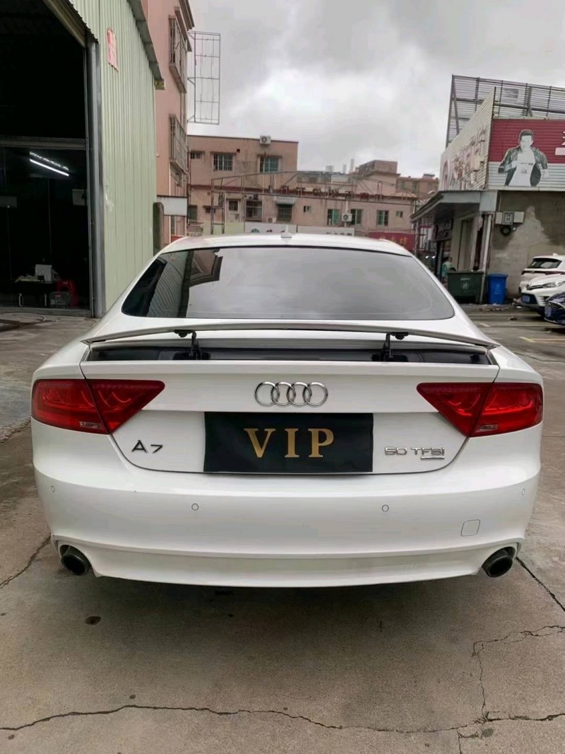 中山14年奥迪A7L6