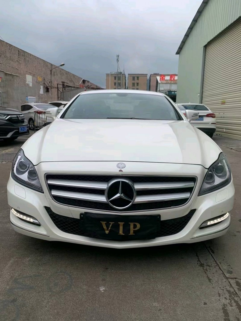中山14年奔驰CLS9