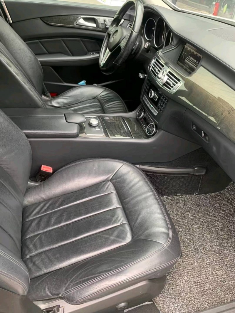 中山14年奔驰CLS4