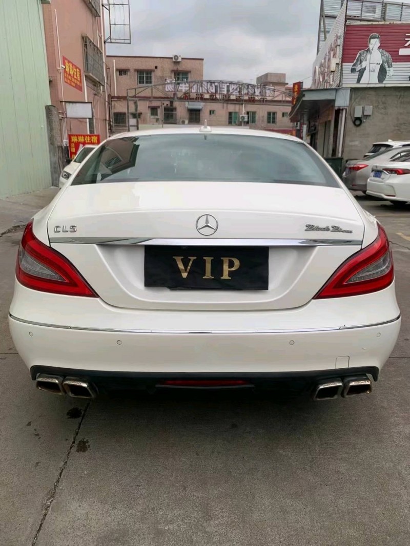 中山14年奔驰CLS1