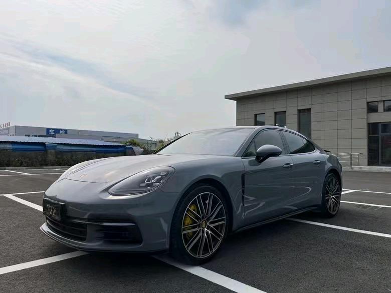盐城19年保时捷帕拉梅拉3