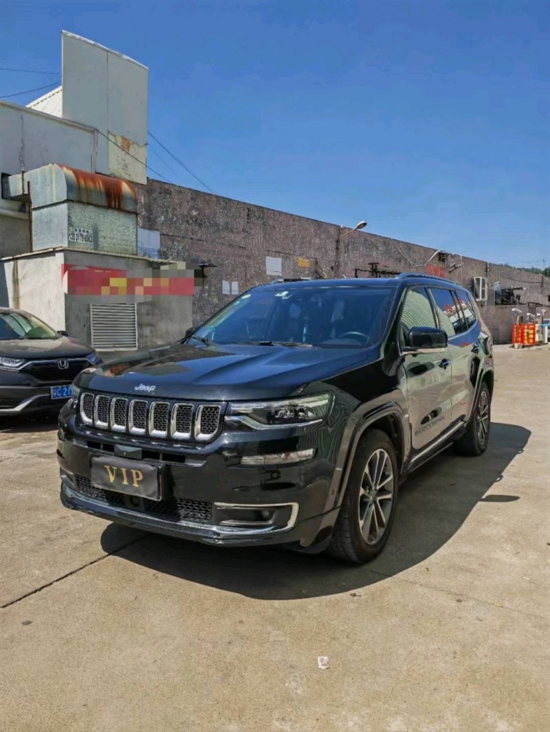 中山18年Jeep指挥官2