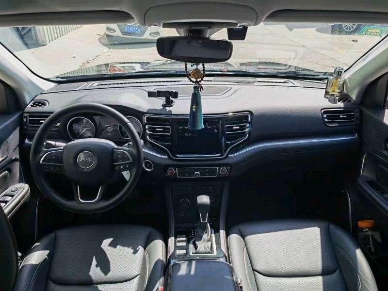 中山18年Jeep指挥官8