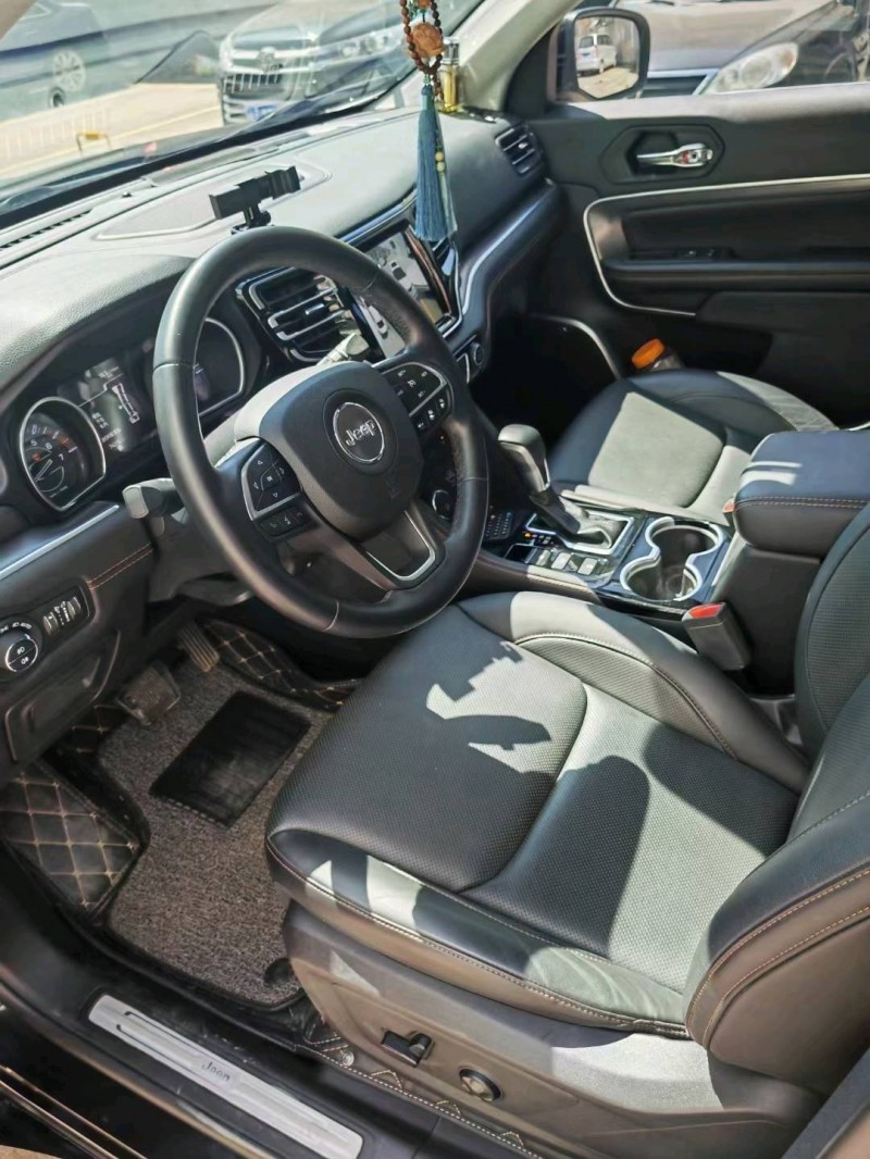 中山18年Jeep指挥官7