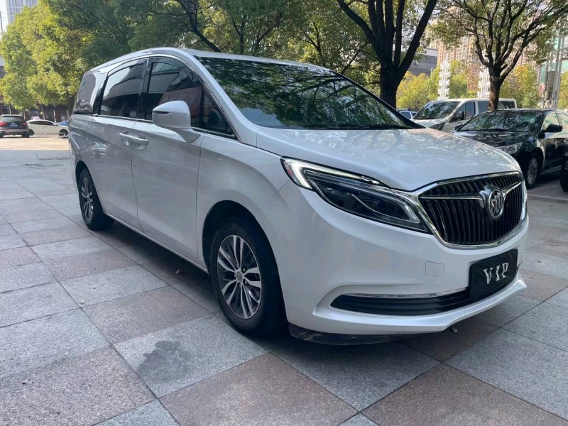 常州19年别克GL82