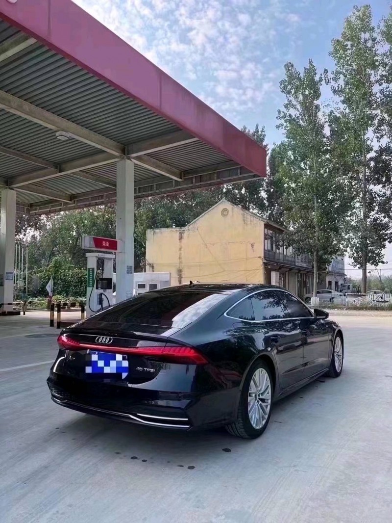 枣庄21年奥迪A7L1