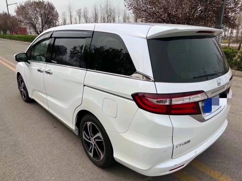 济宁16年本田奥德赛6