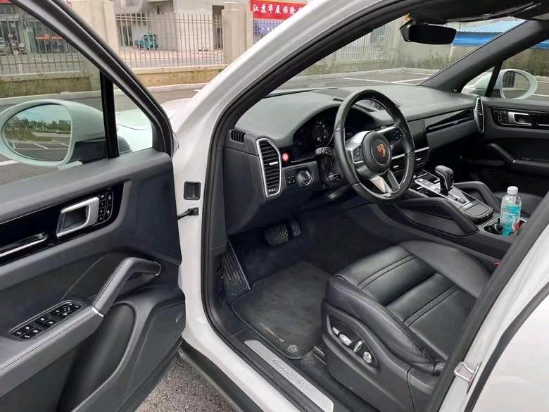 盐城20年保时捷卡宴4