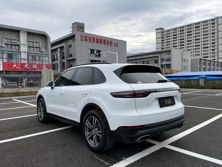 盐城20年保时捷卡宴9