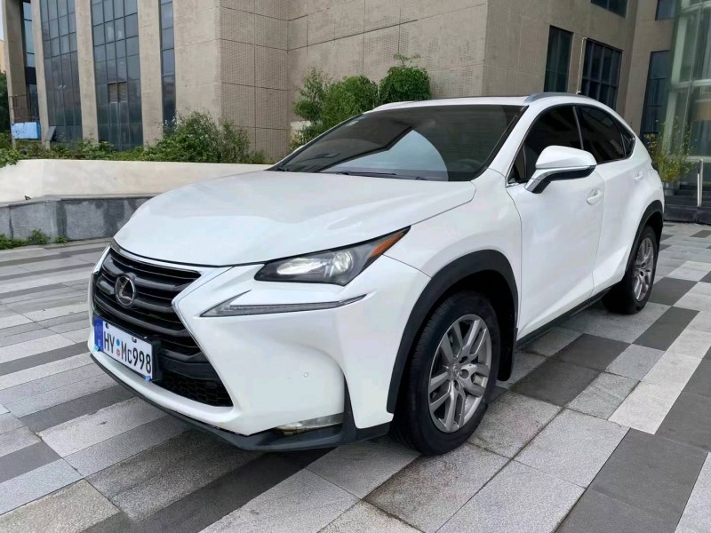 广州16年雷克萨斯NX8