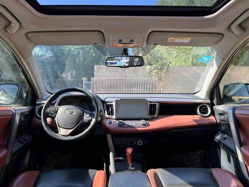 沈阳18年丰田RAV4荣放9
