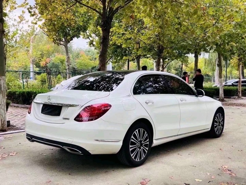 聊城17年奔驰C8