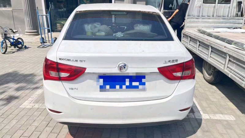 枣庄17年别克英朗GT8