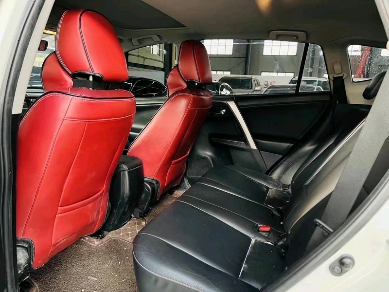 聊城15年丰田RAV4荣放4