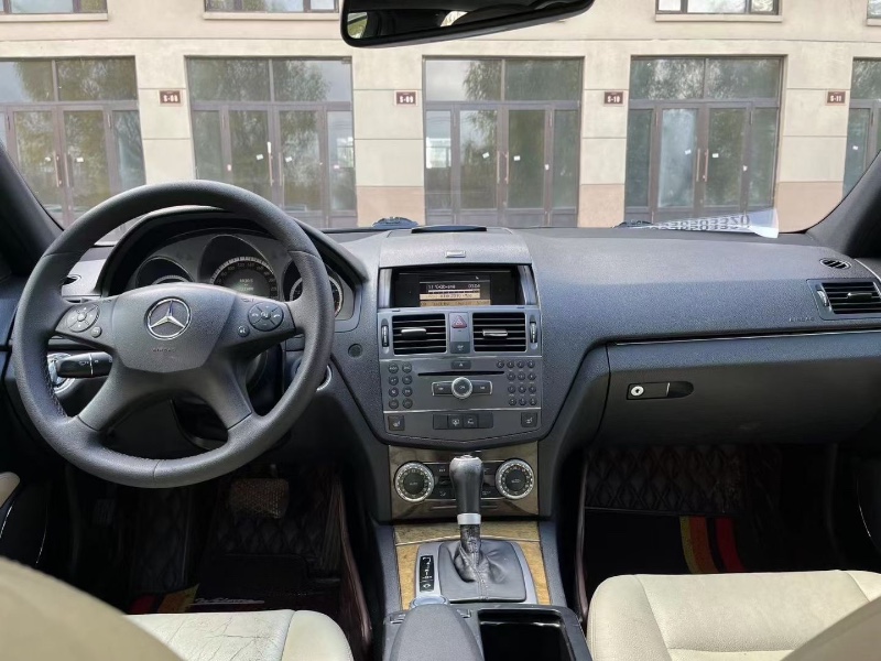 北京09年奔驰C1