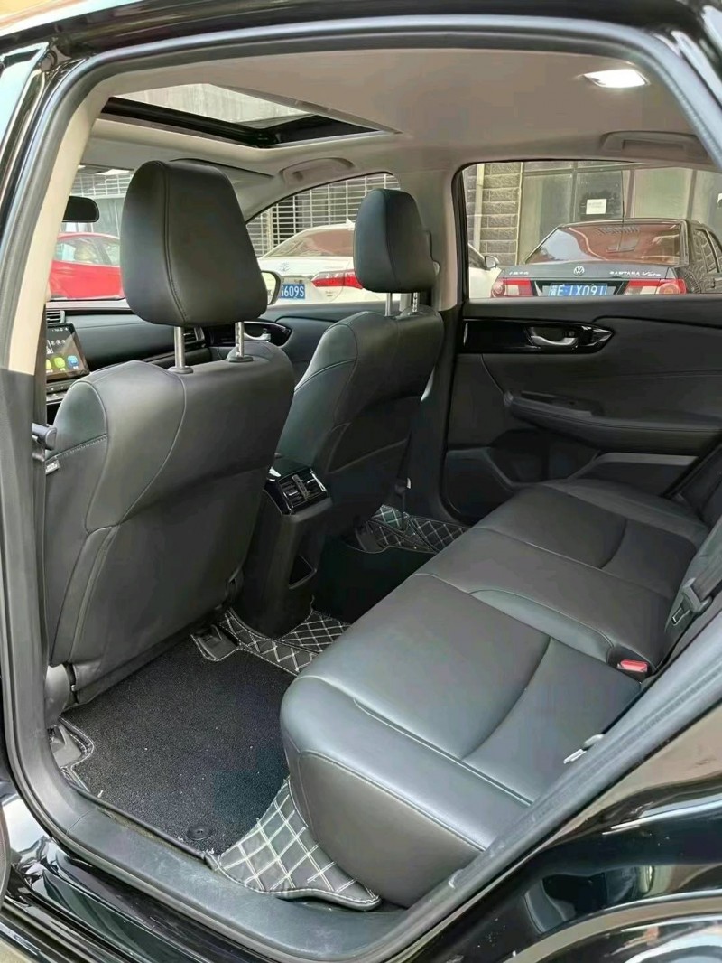 保定20年本田凌派8