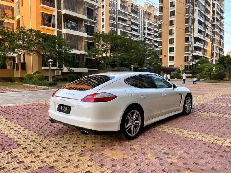 汕尾13年保時捷帕拉梅拉8
