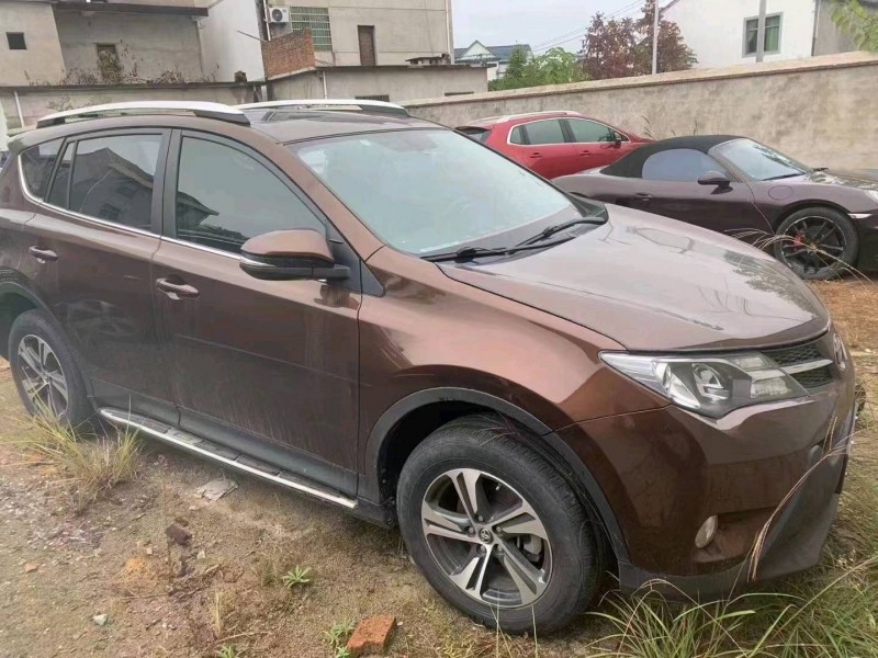 邯郸16年丰田RAV4荣放1