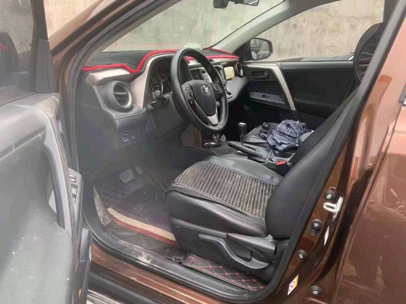 邯郸16年丰田RAV4荣放3