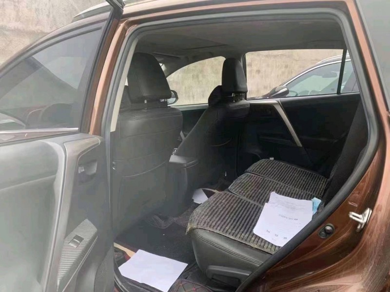 邯郸16年丰田RAV4荣放7