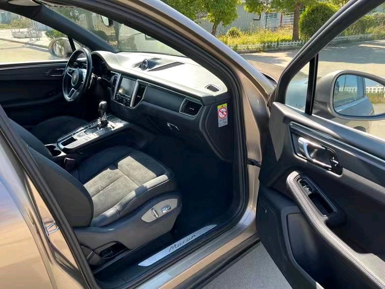 盐城14年保时捷Macan6