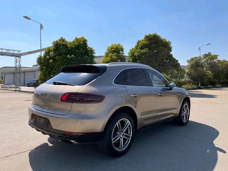盐城14年保时捷Macan8