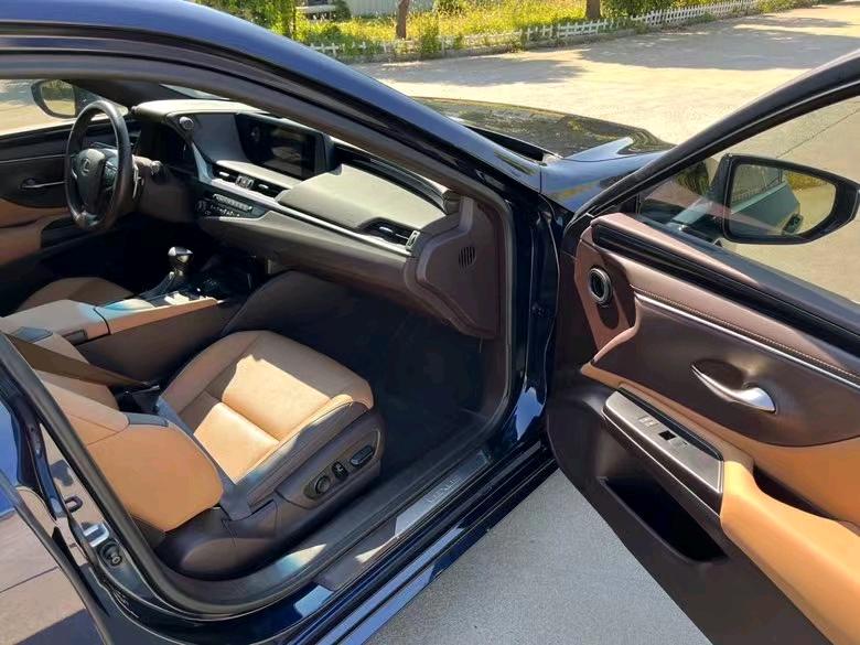 盐城20年雷克萨斯ES4