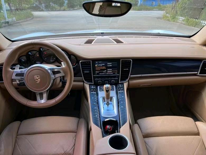 盐城13年保时捷帕拉梅拉6