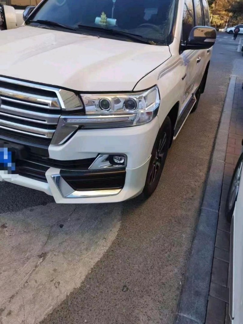 邯郸14年丰田兰德酷路泽5