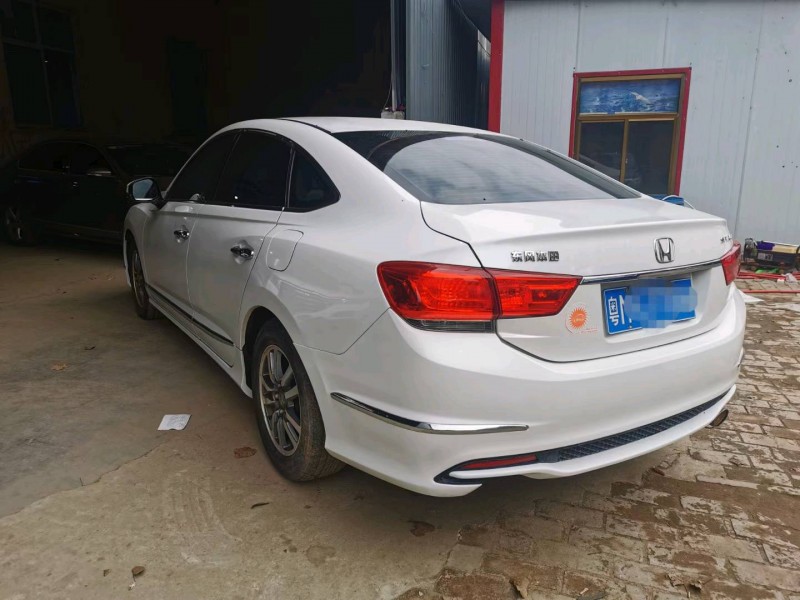 保定16年本田思铂睿2