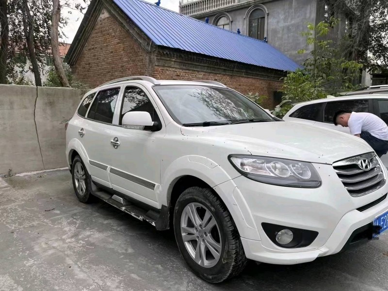 北京11年现代新胜达2