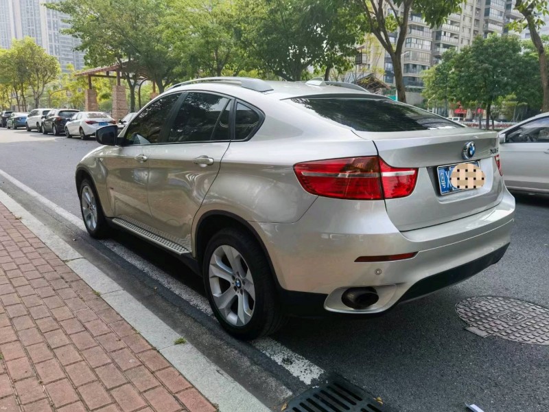 广州12年宝马X67
