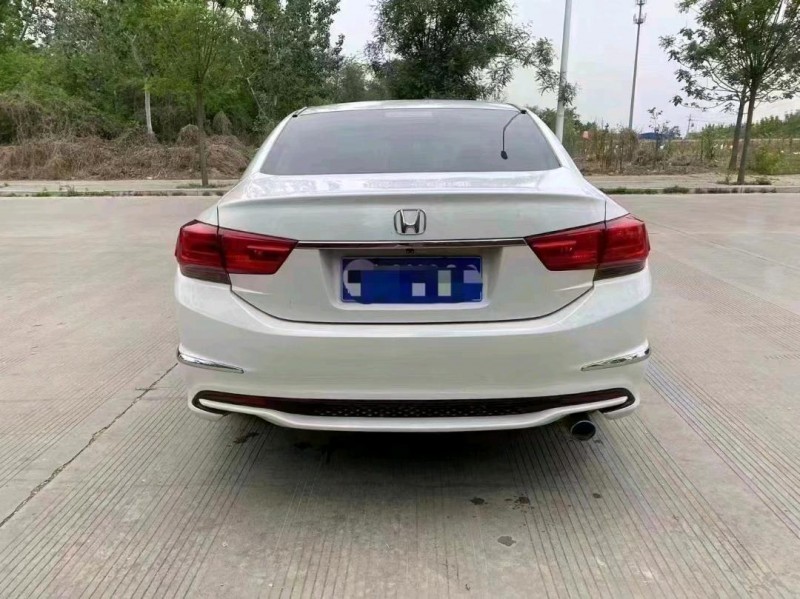 聊城17年本田思铂睿9