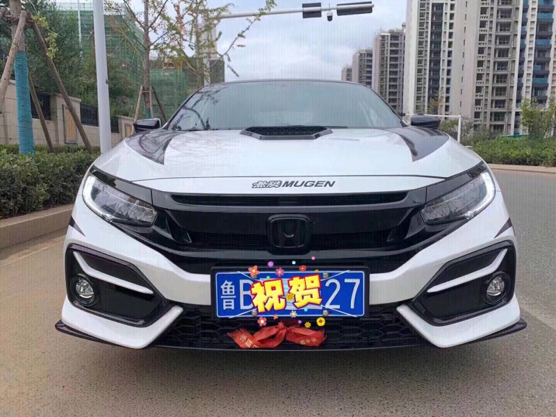 青岛22年本田思域1