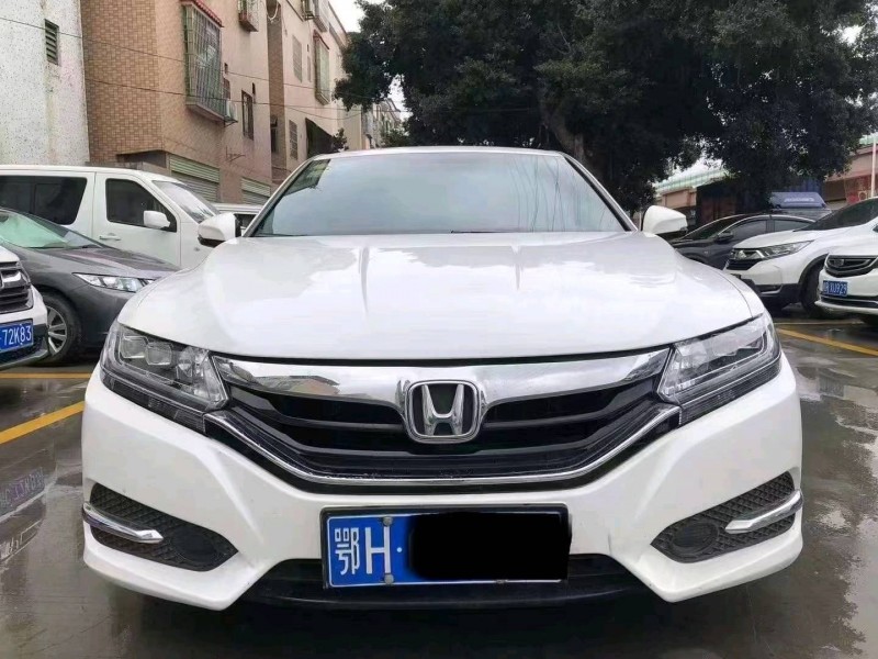 广州18年本田思铂睿1