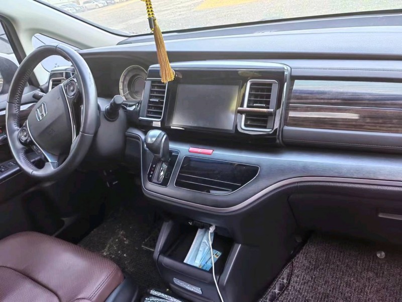 广州18年本田艾力绅3