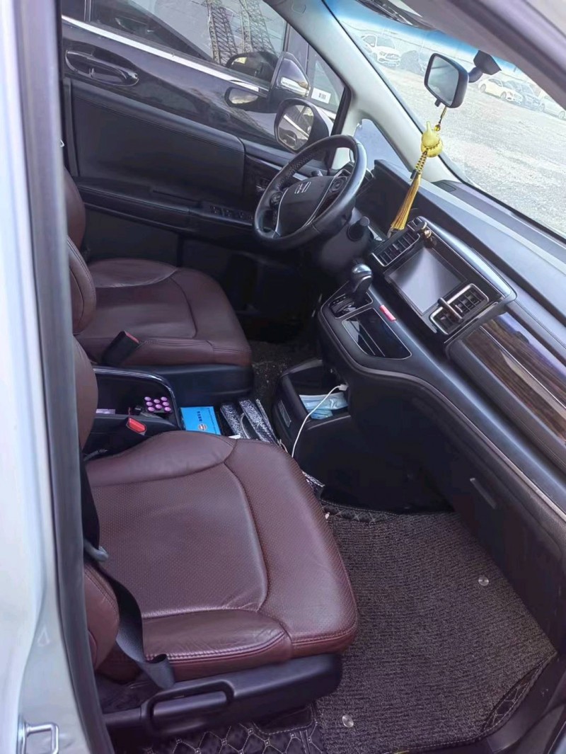 广州18年本田艾力绅6