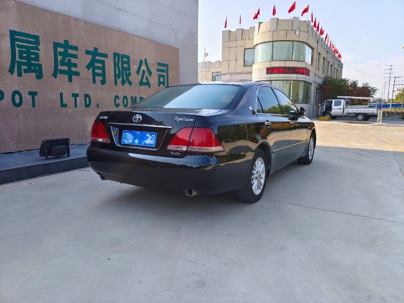 哈爾濱06年豐田皇冠4