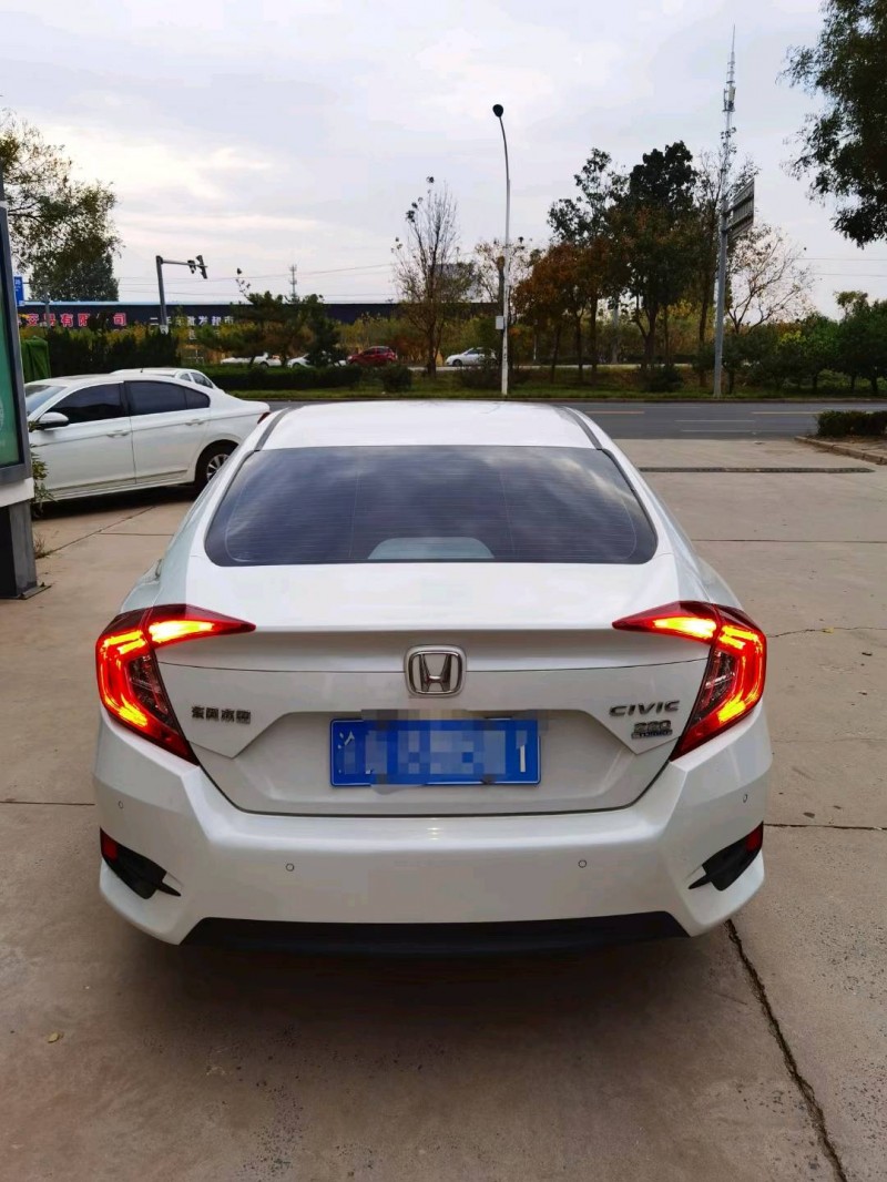 保定20年本田思域4